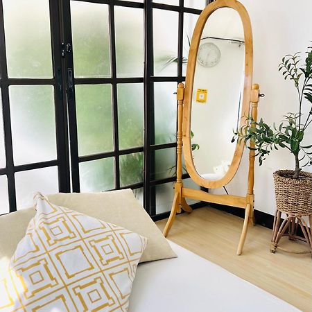 Modern Guesthouse Near Beach In Nasugbu, Batangas ภายนอก รูปภาพ
