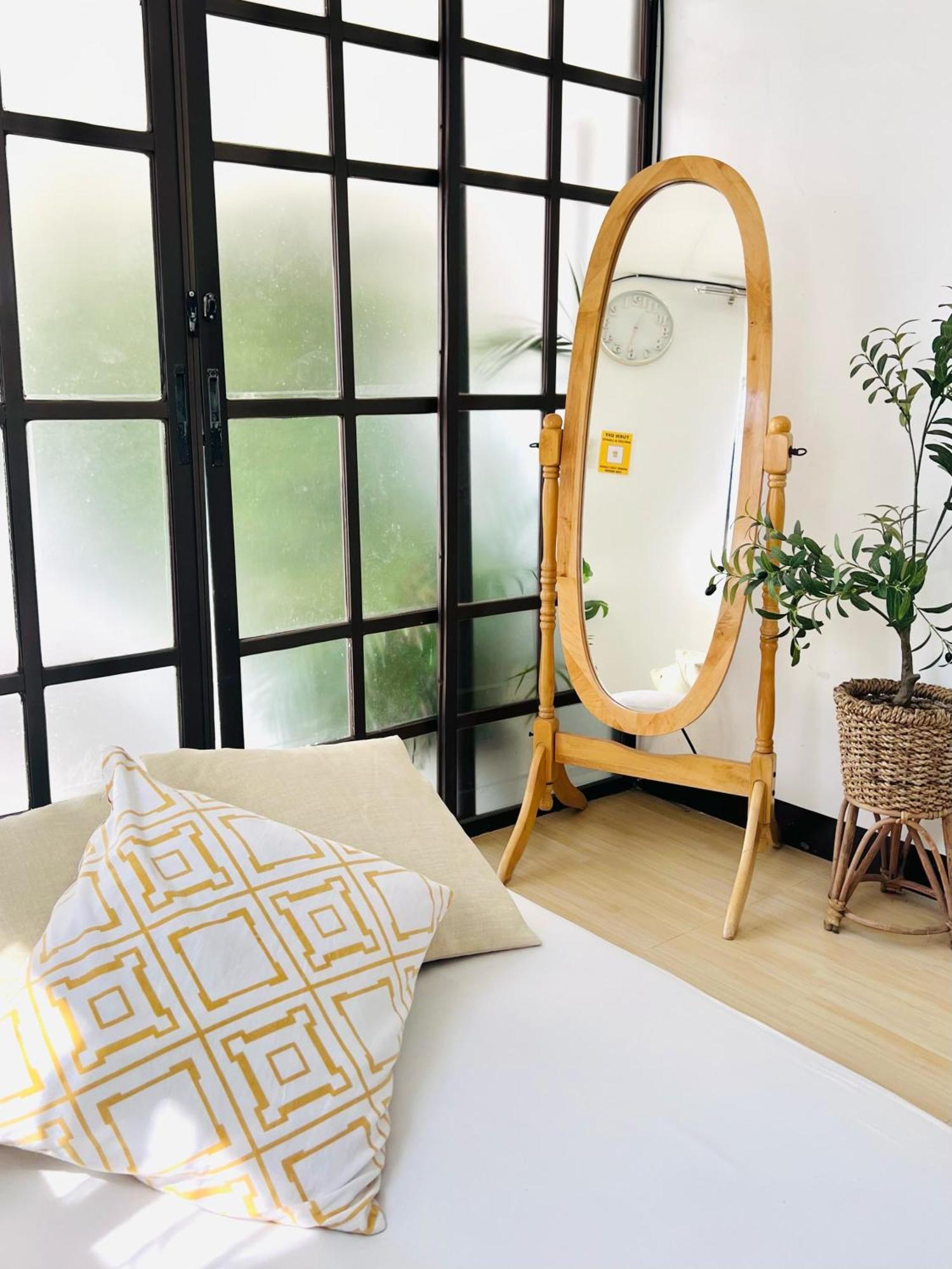 Modern Guesthouse Near Beach In Nasugbu, Batangas ภายนอก รูปภาพ